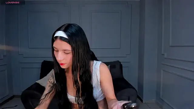 LaurentConnor online show from October 2025 03:29:02 AM