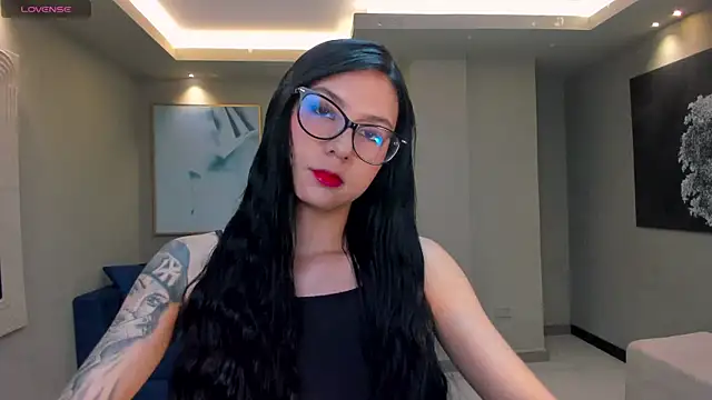 LaurentConnor online show from December 2025 03:45:02 AM