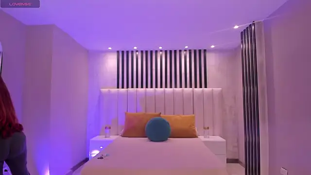 BrendaKoleman  online show from October 2025 04:18:02 AM