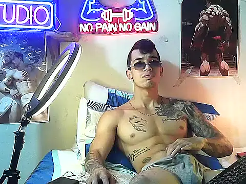 Strongcockfitness online show from October 2025 12:57:02 PM