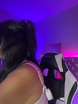 Mariana Montes online show from October 2025 07:51:01 PM