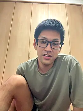 Snapshot of taroukun830 chatting on September 2025 02:38:02 PM taroukun830 online show from September 2025 02:38:02 PM