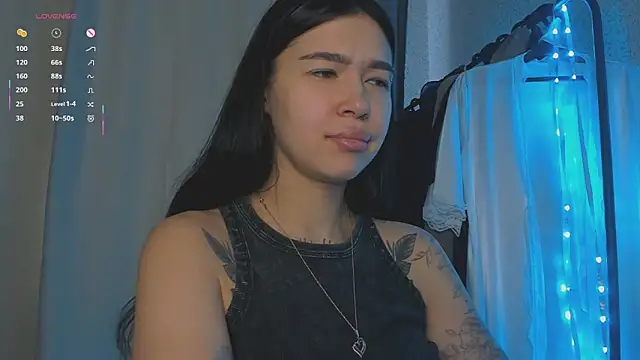 ArianaWalker77 online show from October 2025 03:16:02 AM