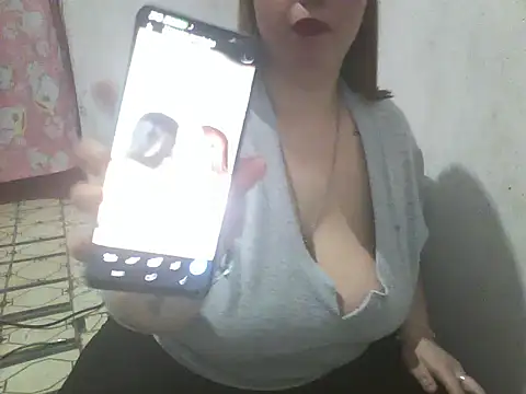 bellita13 online show from September 2025 10:15:01 AM
