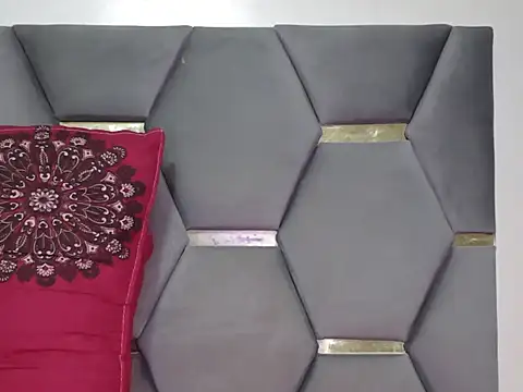 cute seemu online show from February 2026 03:05:01 AM