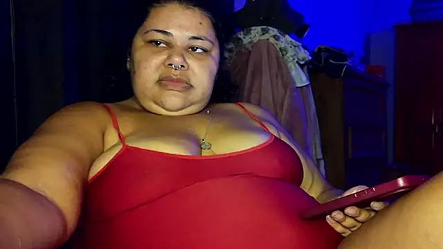 Snapshot of xlatinastar chatting on June 2026 04:01:01 PM xlatinastar online show from June 2026 04:01:01 PM