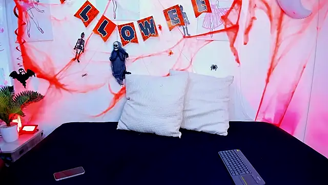 Hill Brownie online show from October 2025 11:51:02 AM