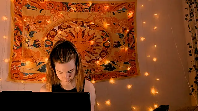 AliceCUNTach online show from April 2026 05:11:01 AM