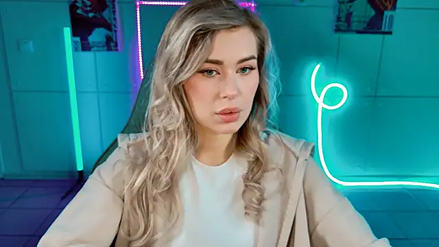 AdelLoyss online show from October 2025 09:07:02 AM