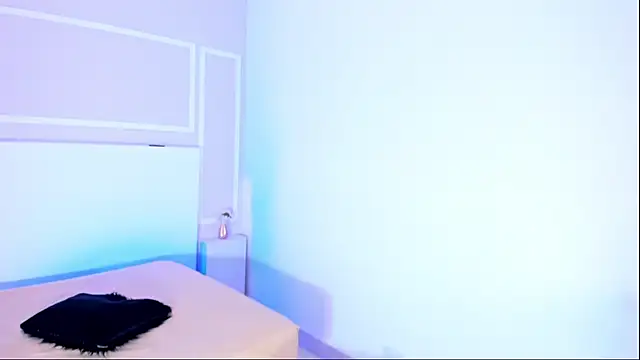 Snapshot of TianaGlow26 chatting on October 2025 03:36:02 AM TianaGlow26 online show from October 2025 03:36:02 AM