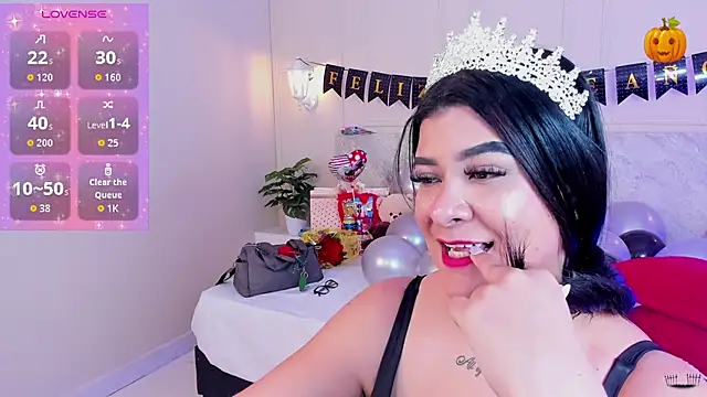 Snapshot of TianaGlow26 chatting on November 2025 07:37:01 PM TianaGlow26 online show from November 2025 07:37:01 PM