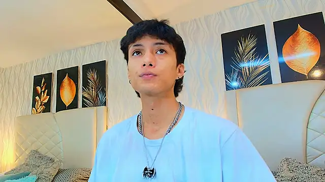 Lean Portman online show from February 2026 08:51:02 PM