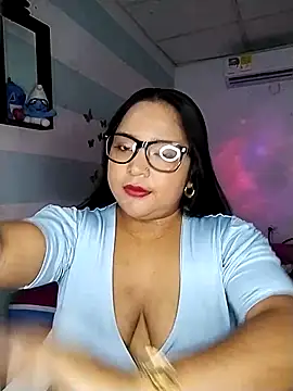Angelly ricura online show from September 2025 02:44:02 PM