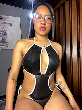 CelestePinkk  online show from September 2025 03:51:01 AM