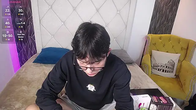 Snapshot of SamuFOXXX chatting on October 2025 08:09:02 PM SamuFOXXX online show from October 2025 08:09:02 PM