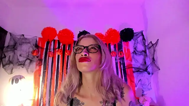 MerryyMendez online show from October 2025 01:14:01 AM