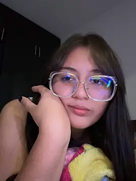 Angeldusttt online show from September 2025 05:28:01 PM