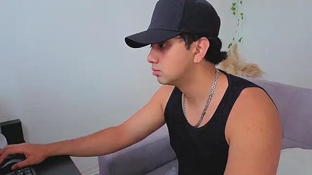 Snapshot of 0ne_0f_0ne chatting on September 2025 01:55:02 PM 0ne 0f 0ne online show from September 2025 01:55:02 PM