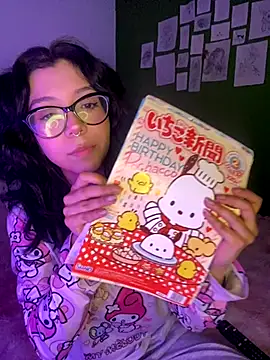 Valen-Foxx online show from October 2025 05:30:01 AM