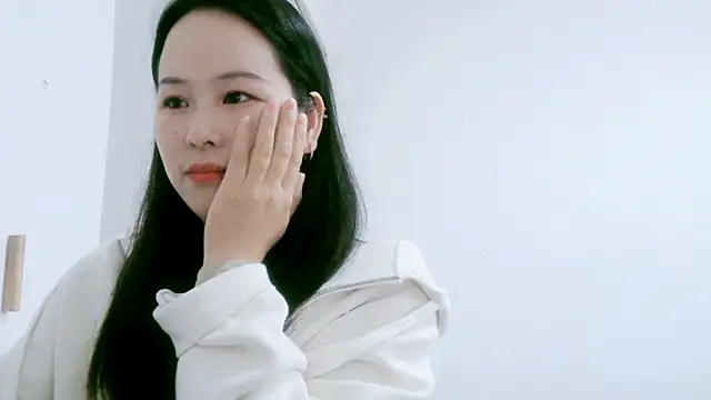 Snapshot of HY-21 chatting on October 2025 02:47:02 AM HY-21 online show from October 2025 02:47:02 AM