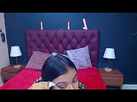 Snapshot of ValerieKinkyy chatting on September 2025 03:39:02 AM ValerieKinkyy online show from September 2025 03:39:02 AM