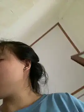 viluna online show from September 2025 01:40:01 AM