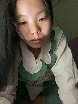 viluna online show from November 2025 12:20:01 PM