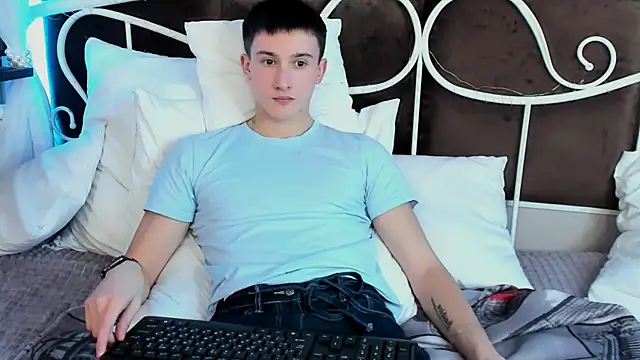 David  Diamond online show from November 2025 04:00:01 PM