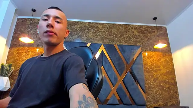 Justin Lakee online show from September 2025 11:16:02 PM