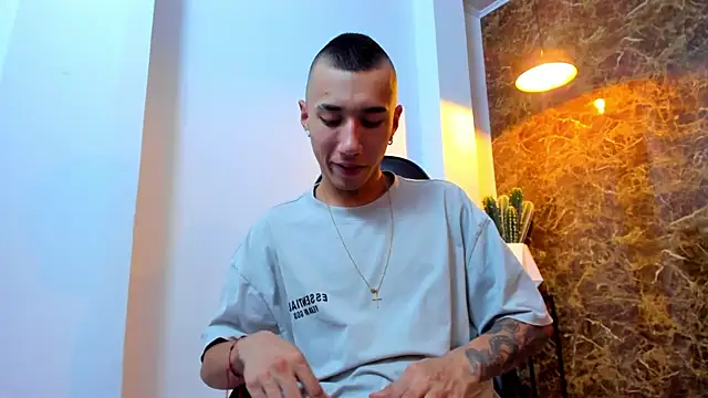 Justin Lakee online show from September 2025 11:16:01 PM