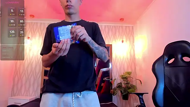 Justin Lakee online show from October 2025 11:27:02 PM