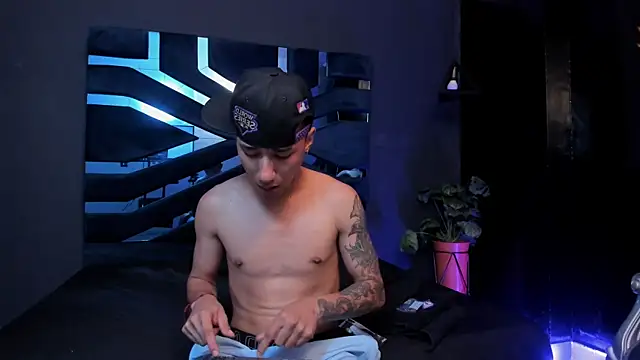 Justin Lakee online show from October 2025 11:16:01 PM