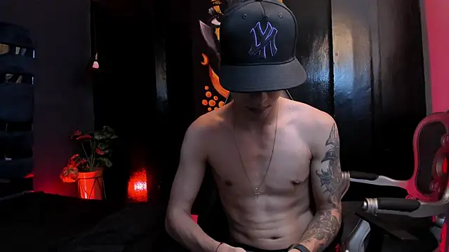 Justin Lakee online show from November 2025 11:15:01 PM