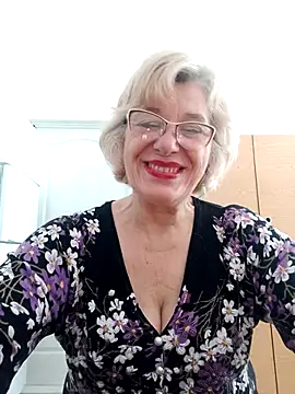 Snapshot of 52MiaLove02 chatting on May 2026 05:04:01 AM 52MiaLove02 online show from May 2026 05:04:01 AM