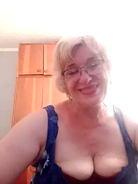 Snapshot of 52MiaLove02 chatting on June 2026 04:52:02 PM 52MiaLove02 online show from June 2026 04:52:02 PM