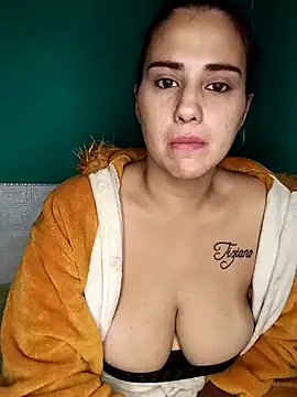 kariciasecreta online show from April 2026 09:42:02 AM