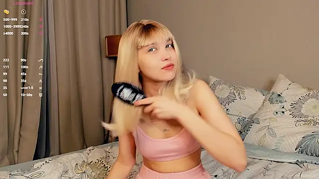 ErinBissonnette online show from November 2025 07:25:02 PM