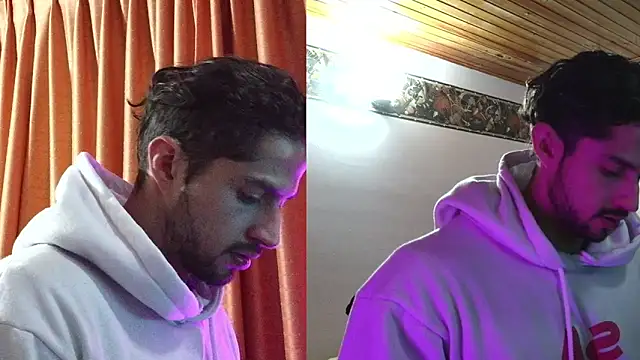 Axel-Cr0ss online show from September 2025 12:22:02 AM