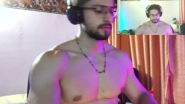 Axel-Cr0ss online show from September 2025 04:28:01 AM