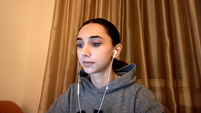 LinaMour online show from September 2025 10:13:01 PM