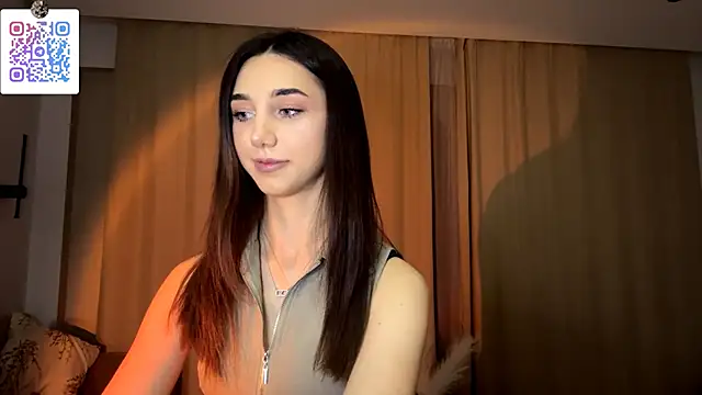 LinaMour online show from January 2026 10:22:02 PM