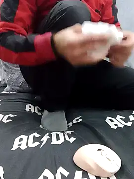 yazinyazin1 online show from December 2025 06:13:02 PM