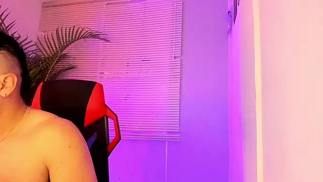 Alexander Diiaz online show from September 2025 10:39:02 AM