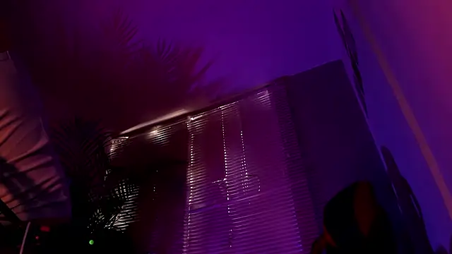 Alexander Diiaz online show from September 2025 02:31:01 PM