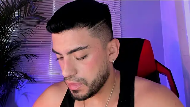 Alexander Diiaz online show from September 2025 12:42:01 PM