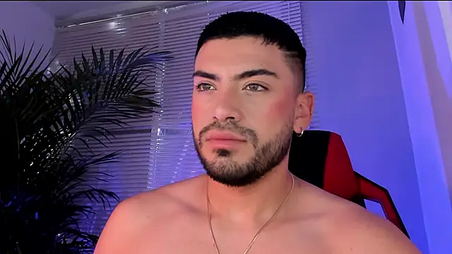 Alexander Diiaz online show from October 2025 12:02:02 PM