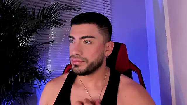 Alexander Diiaz online show from October 2025 01:10:01 PM