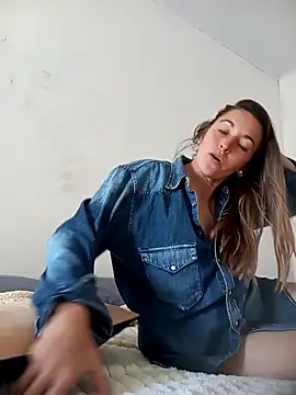 Snapshot of Heisi-Sex chatting on September 2025 04:51:01 PM Heisi-Sex online show from September 2025 04:51:01 PM