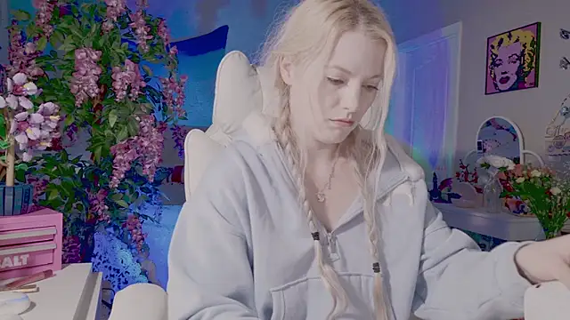 Talulaa online show from April 2026 07:41:01 PM