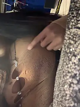 Snapshot of Idonotcherishu chatting on February 2026 02:40:02 AM Idonotcherishu online show from February 2026 02:40:02 AM